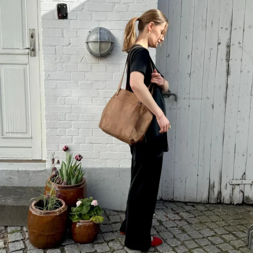DERRET T-Shirt - Bomuld - Black (900)
