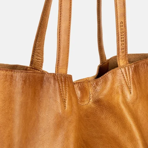 Marlo, Stor Urban Skuldertaske - Burned Tan