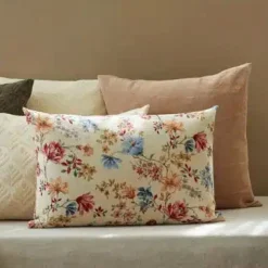 Pude - Flowers Rosewood - 60x40