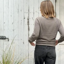 Raglan Crew Neck - Brownstone
