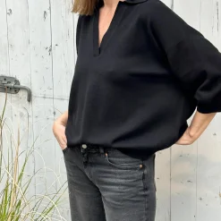 Vibeke V Neck - Velvet Black