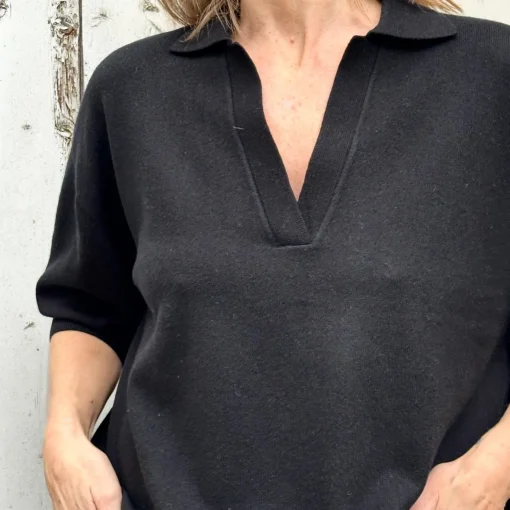 Vibeke V Neck - Velvet Black